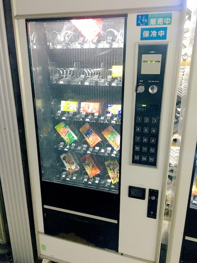 プリッツ自販機写真